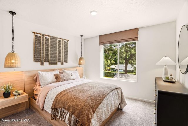 1117 W Pinewood Loop, Coeur D'alene, ID 83814