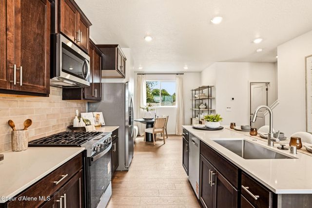 1117 W Pinewood Loop, Coeur D'alene, ID 83814
