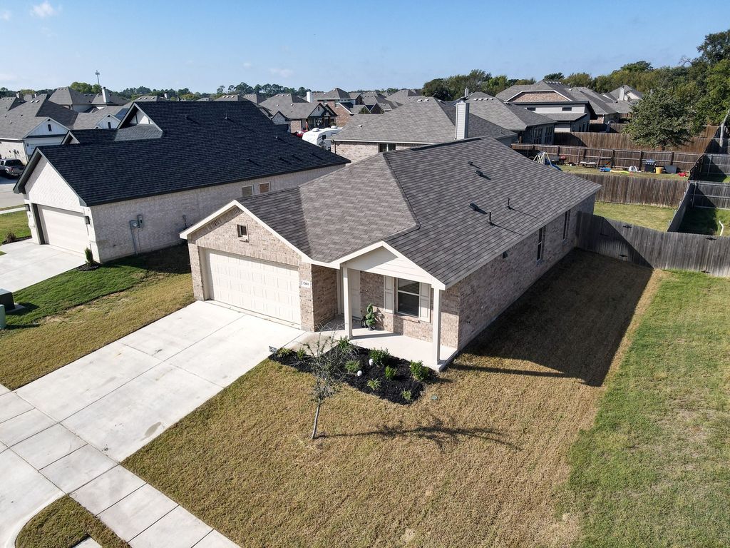 1361 Beach Drive, Pelican Bay, TX 76020