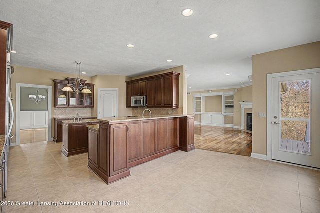 6330 Island Lake Drive, East Lansing, MI 48823