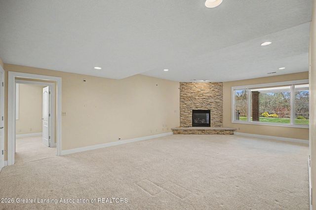 6330 Island Lake Drive, East Lansing, MI 48823
