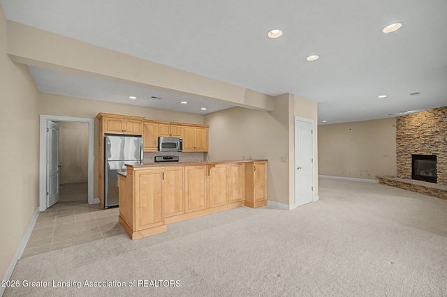 6330 Island Lake Drive, East Lansing, MI 48823