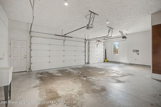 6330 Island Lake Drive, East Lansing, MI 48823