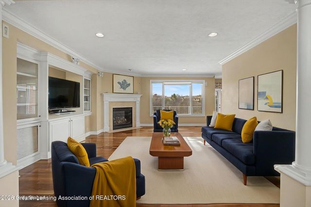 6330 Island Lake Drive, East Lansing, MI 48823