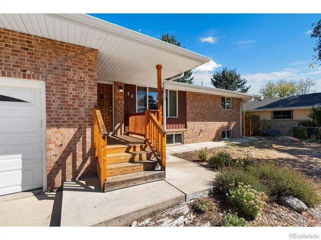 44 Dartmouth Circle, Longmont, CO 80503