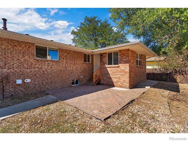 44 Dartmouth Circle, Longmont, CO 80503