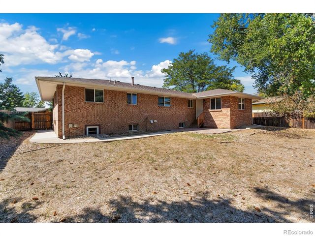44 Dartmouth Circle, Longmont, CO 80503