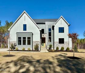 35 Chestnut Oak Drive, Youngsville, NC 27596