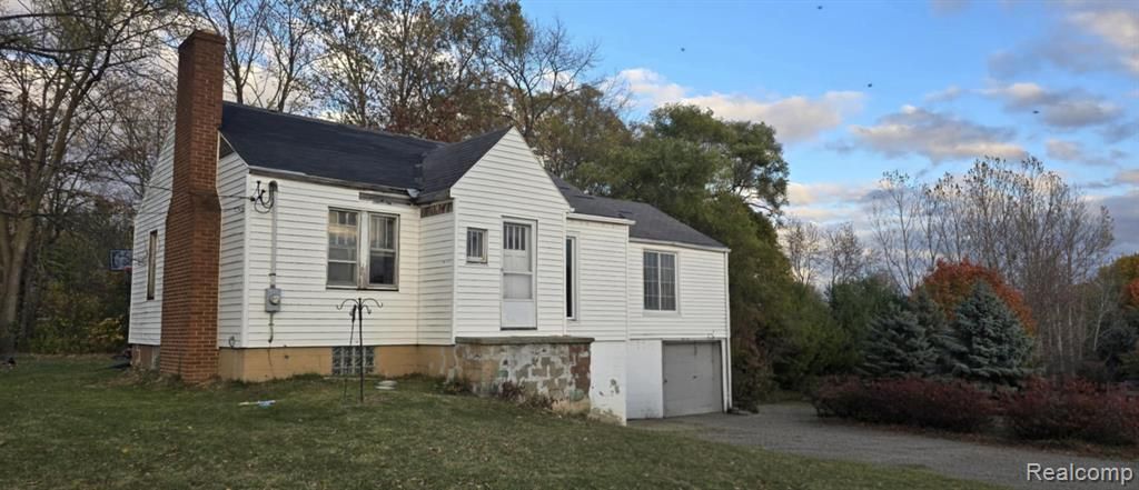 3186 E Grand Blanc Road, Grand Blanc, MI 48439