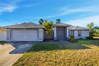 1504 NE 2nd TER, Cape Coral, FL 33909