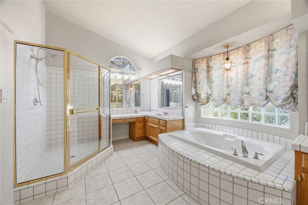 Image 31 of property listing at 8706 Dalby Court, Bakersfield, CA 93313