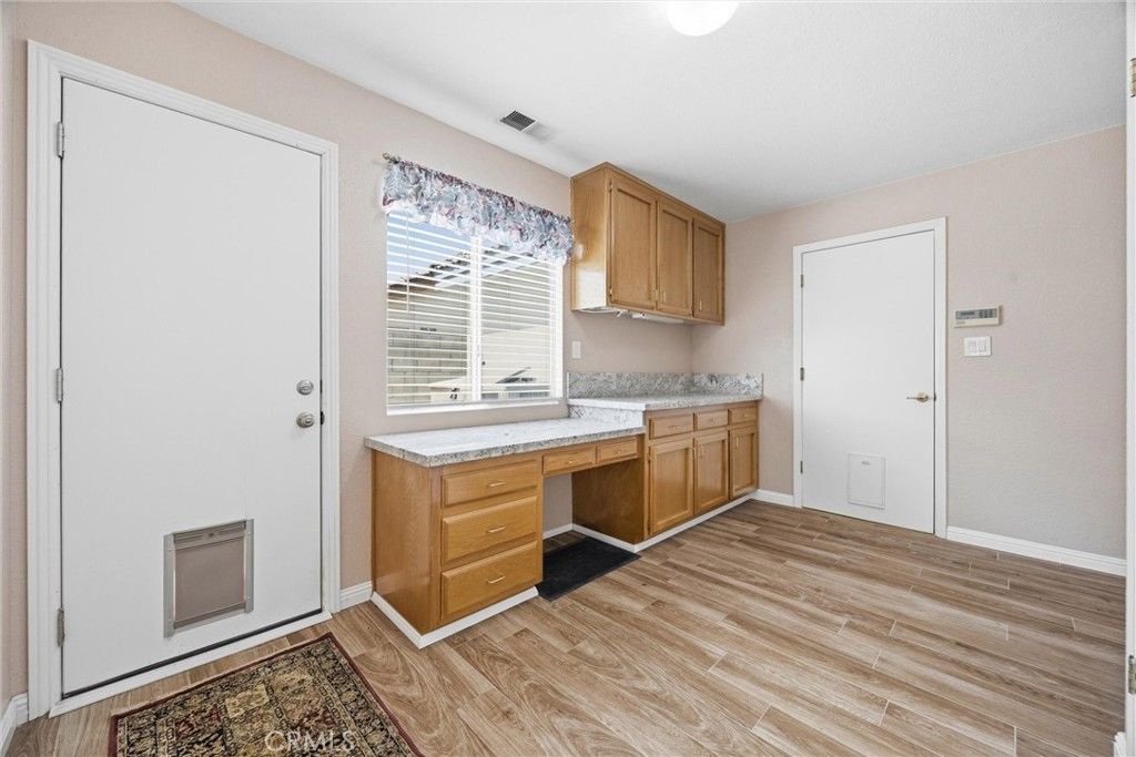 Image 41 of property listing at 8706 Dalby Court, Bakersfield, CA 93313