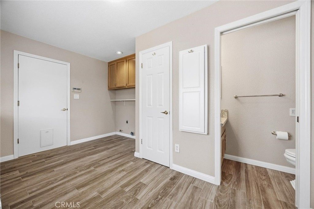 Image 44 of property listing at 8706 Dalby Court, Bakersfield, CA 93313