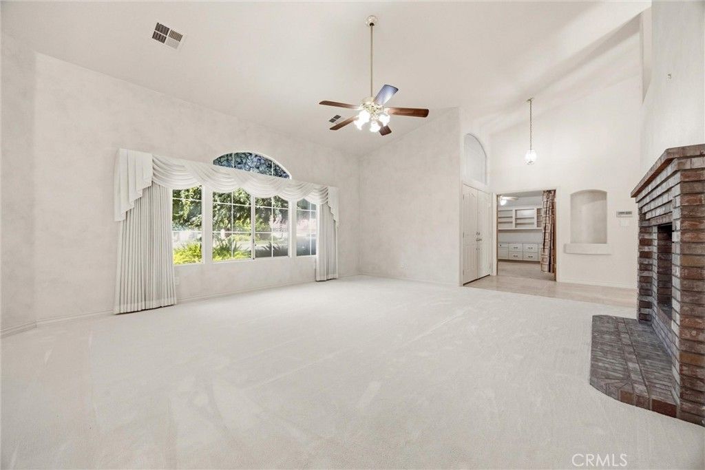 Image 7 of property listing at 8706 Dalby Court, Bakersfield, CA 93313