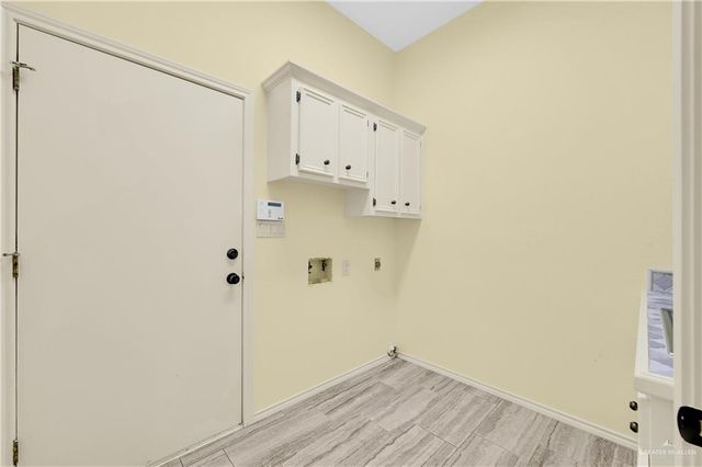 621 Avocet Avenue, Mcallen, TX 78504