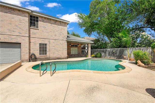 621 Avocet Avenue, Mcallen, TX 78504