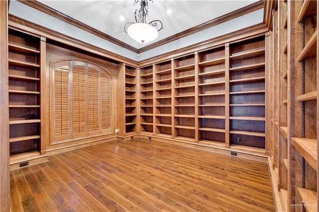 621 Avocet Avenue, Mcallen, TX 78504