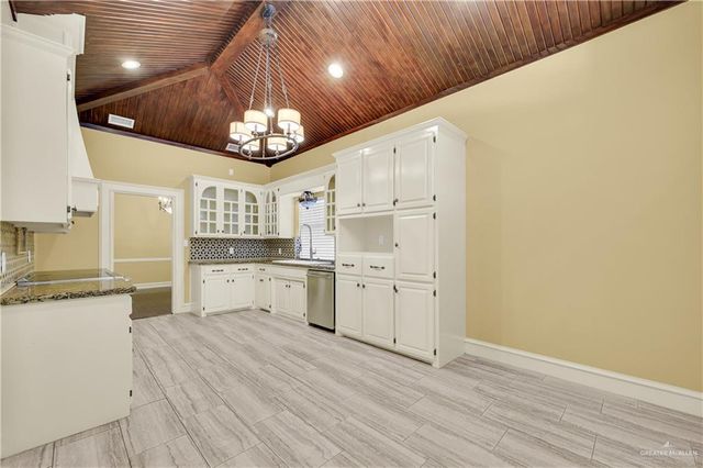 621 Avocet Avenue, Mcallen, TX 78504