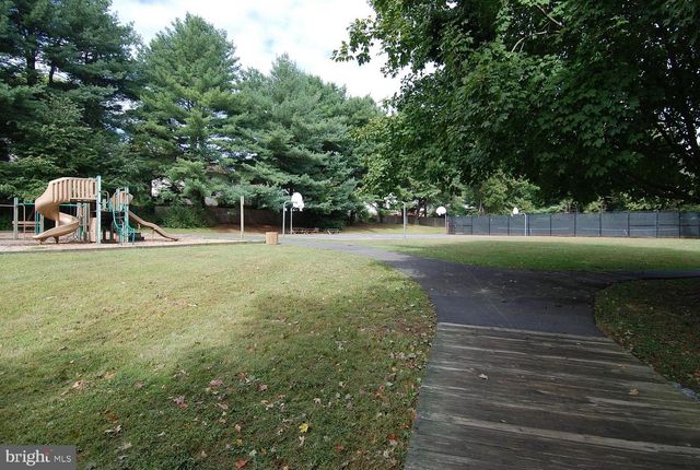 5960 OHARA LANDING CT, Burke, VA 22015