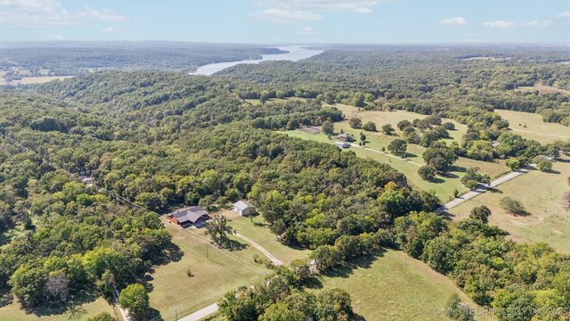 10080 E 420 Road, Strang, OK 74367