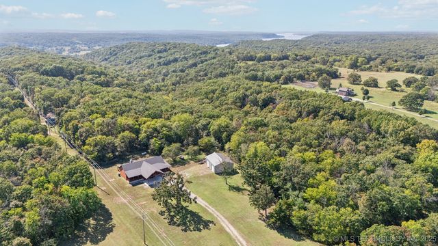 10080 E 420 Road, Strang, OK 74367