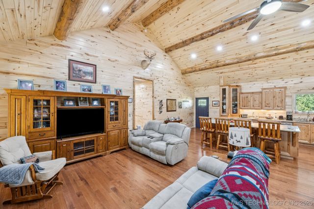 10080 E 420 Road, Strang, OK 74367