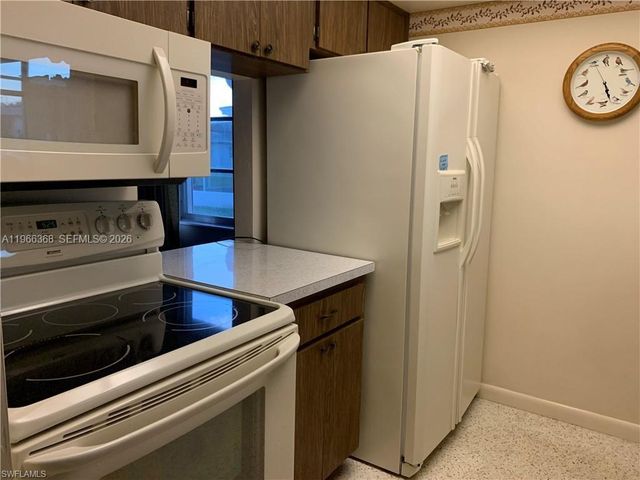 2340 Jacaranda Ct., Lehigh Acres, FL 33936