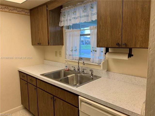 2340 Jacaranda Ct., Lehigh Acres, FL 33936