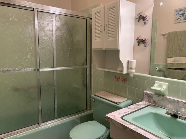 2340 Jacaranda Ct., Lehigh Acres, FL 33936