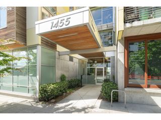 1455 N KILLINGSWORTH St 319, Portland, OR 97217