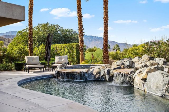 7 Mirada Circle, Rancho Mirage, CA 92270