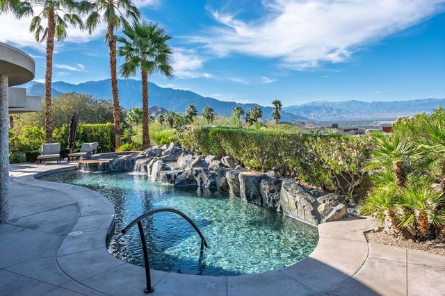 7 Mirada Circle, Rancho Mirage, CA 92270