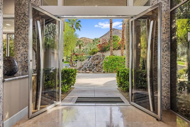 7 Mirada Circle, Rancho Mirage, CA 92270