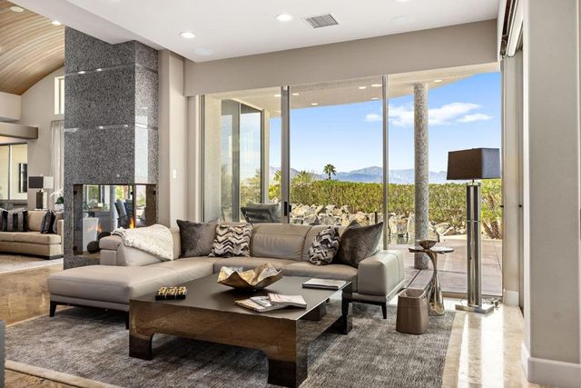 7 Mirada Circle, Rancho Mirage, CA 92270