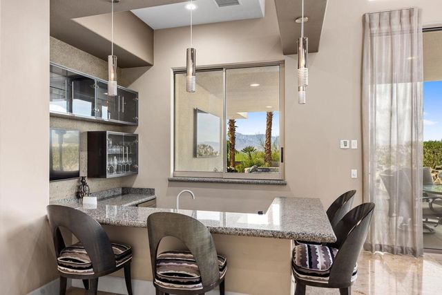 7 Mirada Circle, Rancho Mirage, CA 92270