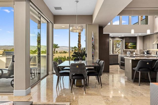 7 Mirada Circle, Rancho Mirage, CA 92270