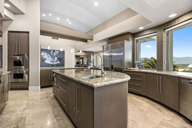 7 Mirada Circle, Rancho Mirage, CA 92270