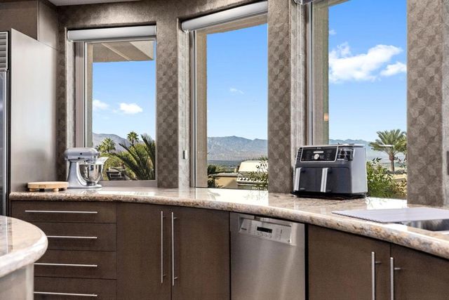 7 Mirada Circle, Rancho Mirage, CA 92270