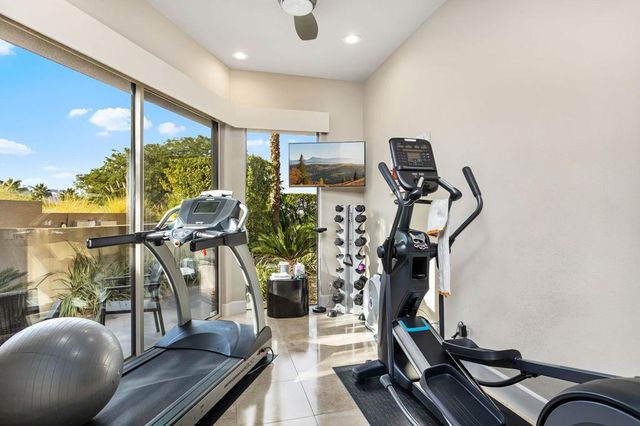 7 Mirada Circle, Rancho Mirage, CA 92270