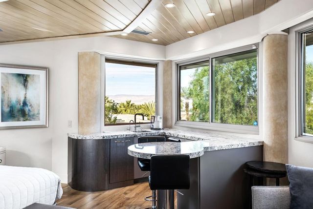 7 Mirada Circle, Rancho Mirage, CA 92270