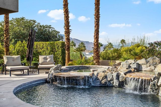 7 Mirada Circle, Rancho Mirage, CA 92270