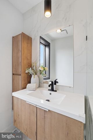1024 SPRING RD NW, Washington, DC 20010