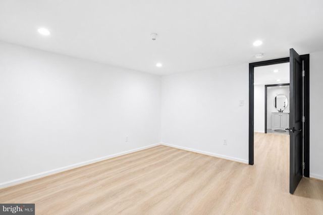 1024 SPRING RD NW, Washington, DC 20010