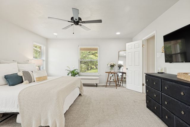 207 Rockbrook Drive, Rockwall, TX 75087