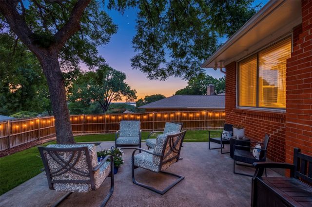 207 Rockbrook Drive, Rockwall, TX 75087