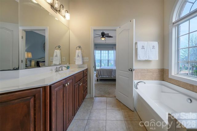 5632 Old Town Lane, Gastonia, NC 28056