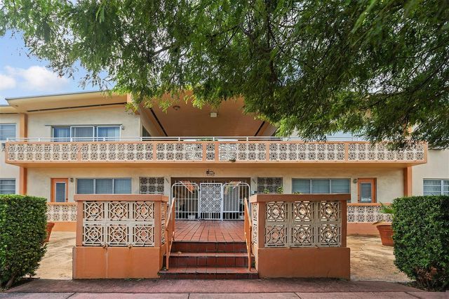 1050 Pennsylvania Ave 29, Miami Beach, FL 33139