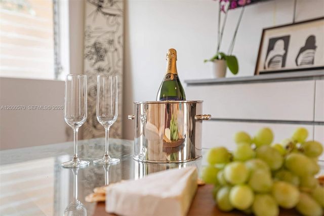 1050 Pennsylvania Ave 29, Miami Beach, FL 33139