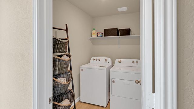 1917 Buntline Hitch DR, Leander, TX 78641