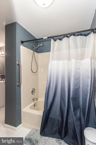 10 JERRYS AVE, Clayton, NJ 08312